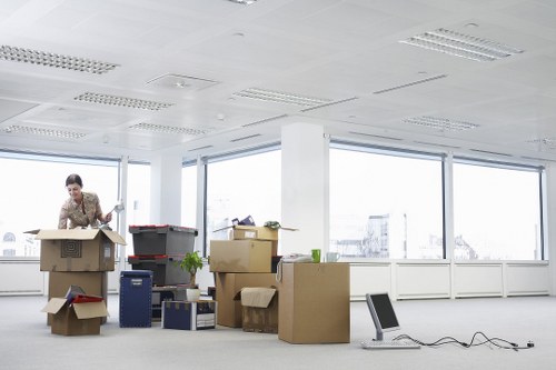 Trusted Hammersmith removals experts completing a careful final-stage move