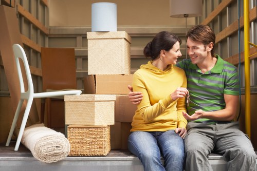 Reliable man with van in Hammersmith for home and office moves